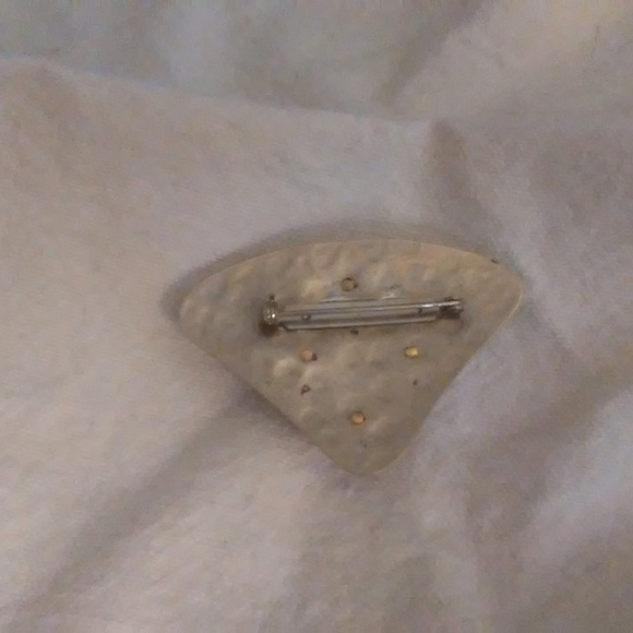 Handmand Pin - Picture 2 of 2